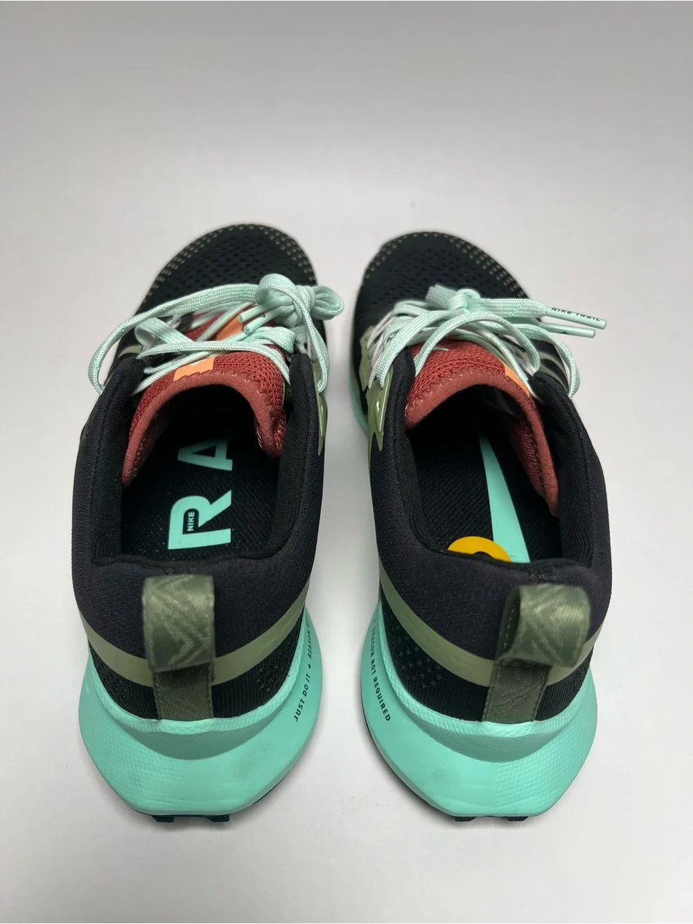 Nike React Pegasus Trail 4 Walking Hiking Shoes Black DJ6159-004 Women Sz 8 NEW